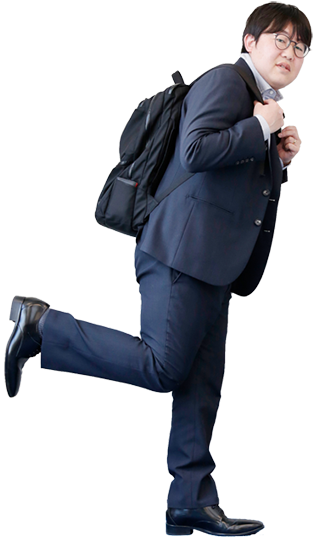 先輩社員インタビュー