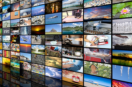 クロスメディア